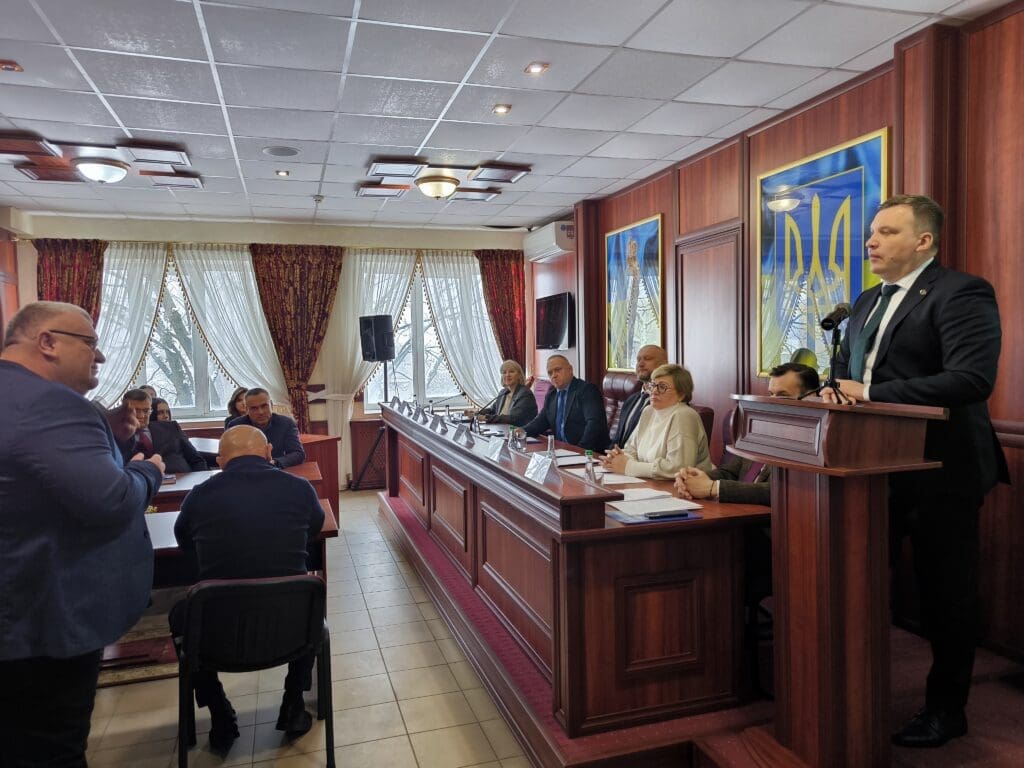 Івано-Франківському навчально-науковому юридичному інституті НУ «ОЮА» відбувся Круглий стіл на тему «Здійснення судочинства в умовах воєнного стану».