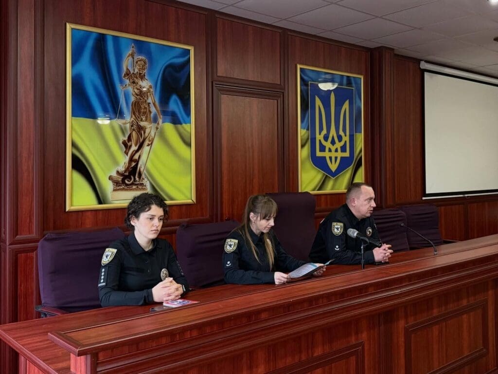 Дякуємо Івано-Франківському районному управлінню поліції ГУНП за змістовну зустріч і співпрацю.